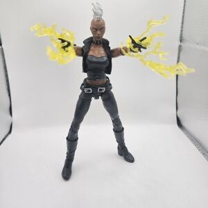 Marvel Legends X-Men Storm, Mohawk Retro, 6 inch, apocalypse baf wave
